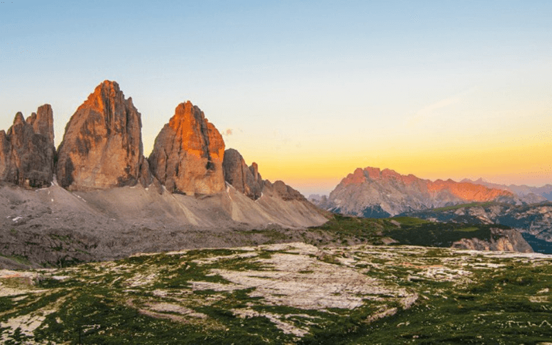 Tours and excursions with driver and luxury car in the Dolomites